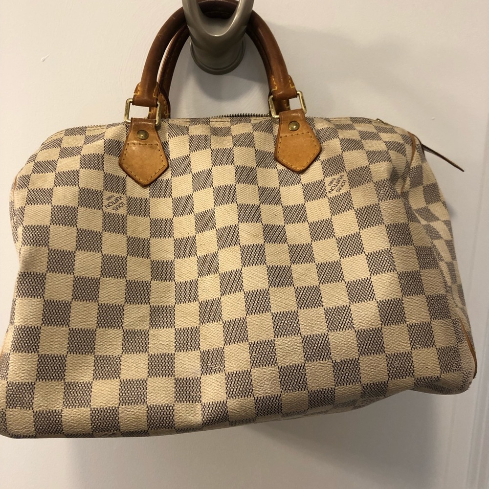 Good used condition Authentic Louis Vuitton